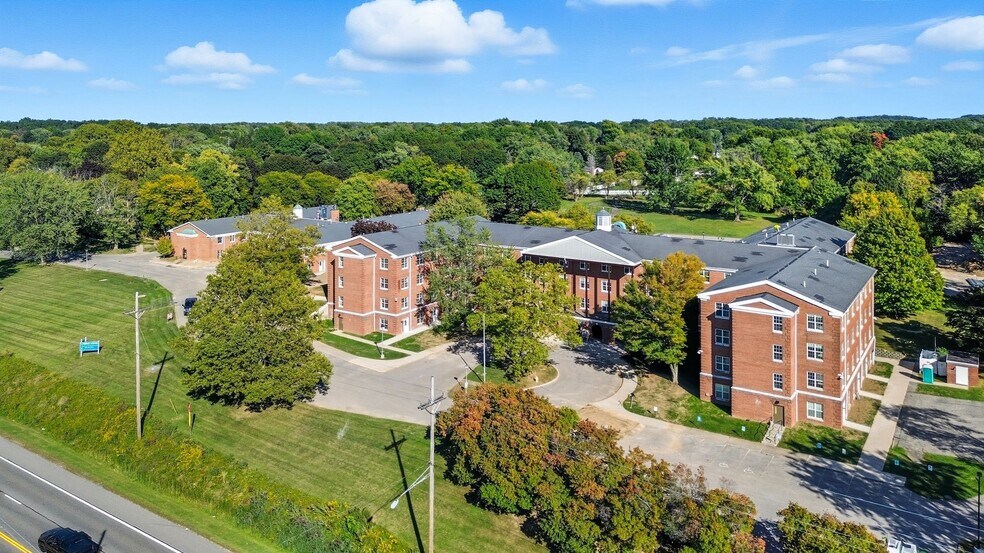 1550 Empire Blvd, Webster, NY for sale - Building Photo - Image 1 of 13