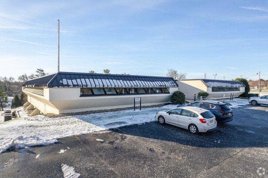 1275 S Cedar Crest Blvd, Allentown, PA for lease - Building Photo - Image 3 of 5
