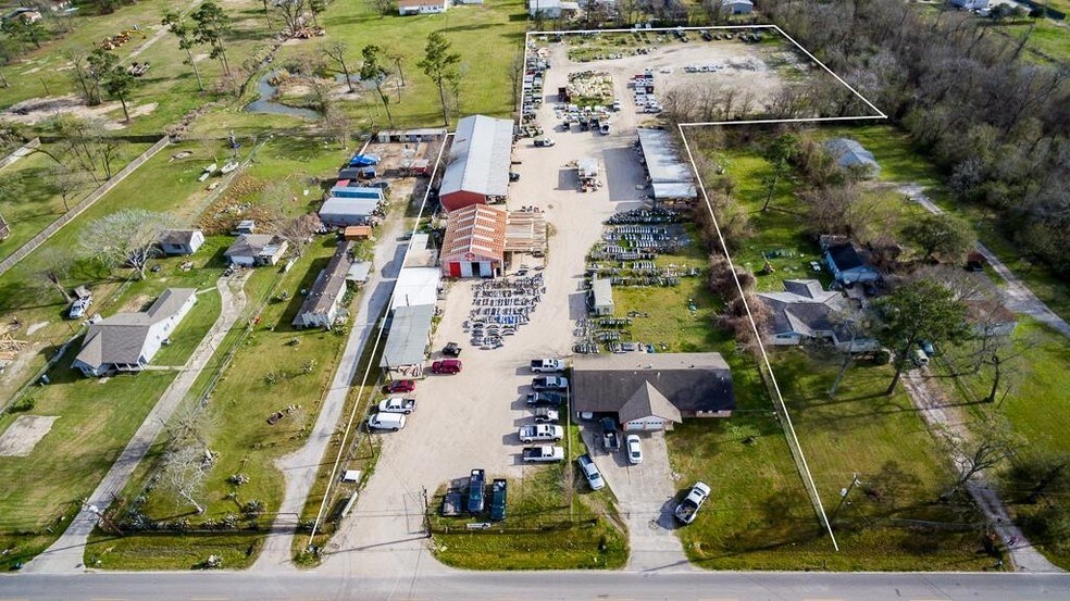 16636 Bear Bayou Dr, Channelview, TX 77530