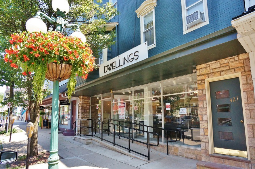 425 Market St, Lewisburg, PA, 17837 Retail Space For Lease