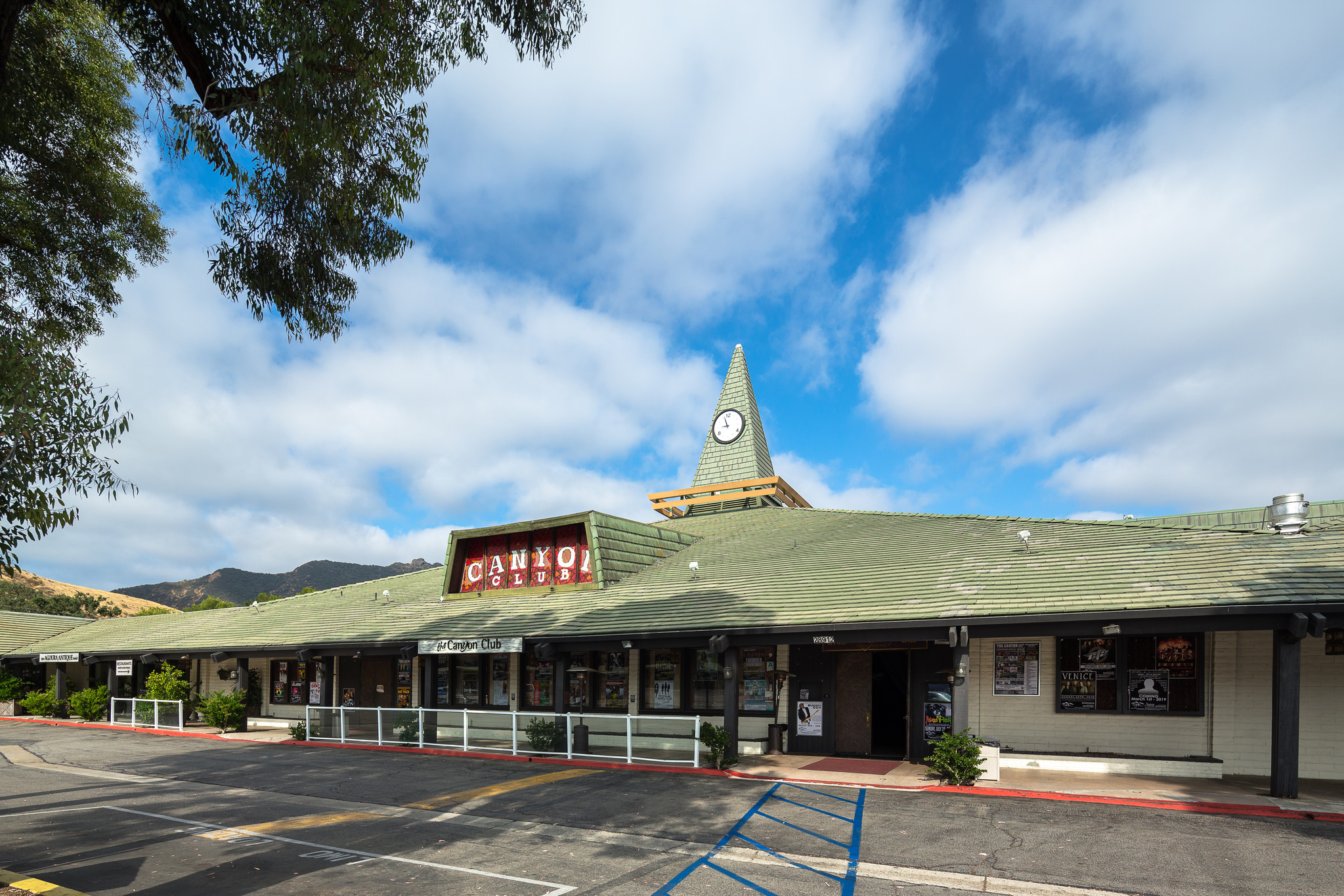 28888-28914 Roadside Dr, Agoura Hills, CA for lease Building Photo- Image 1 of 42