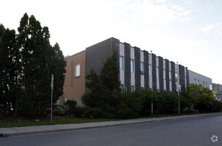 More details for 300 Parkdale Ave, Ottawa, ON - Office for Sale