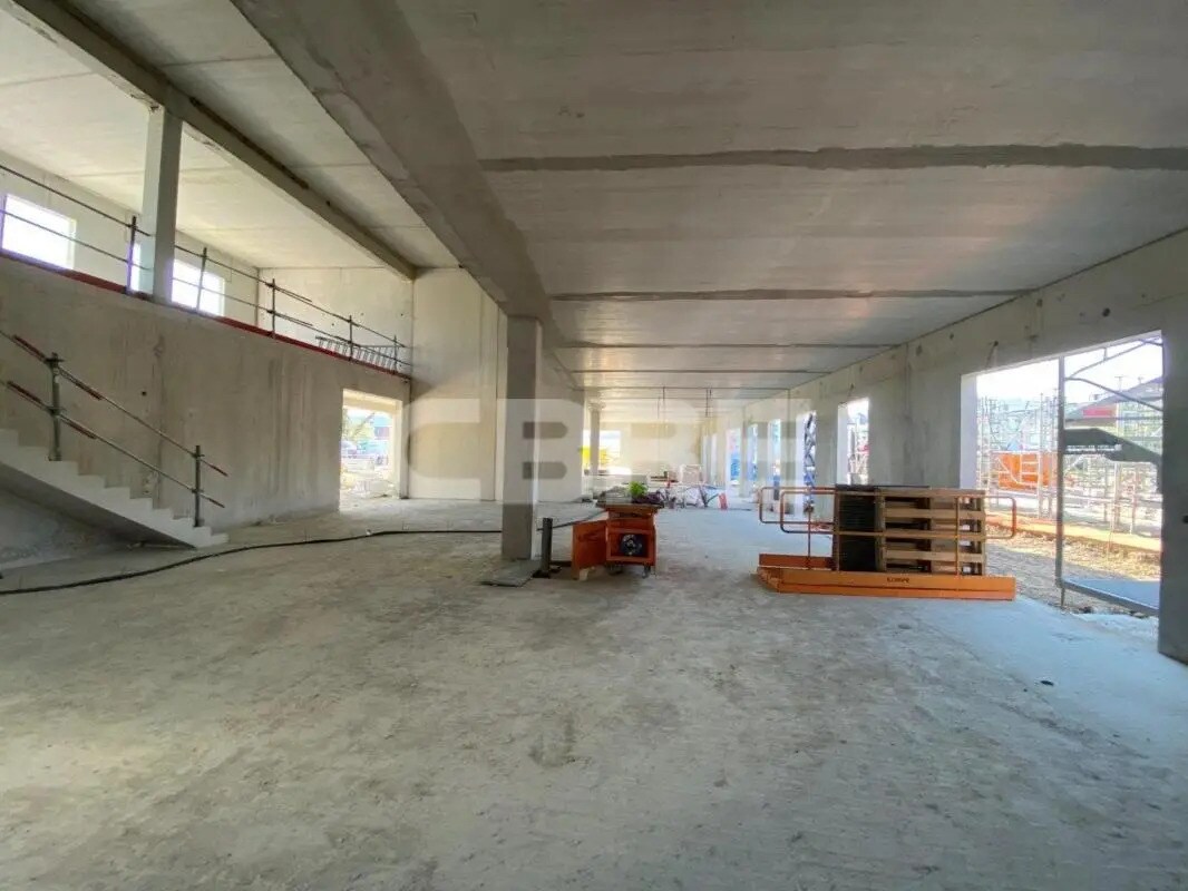 Flex in Bruges for sale Construction Photo- Image 1 of 13