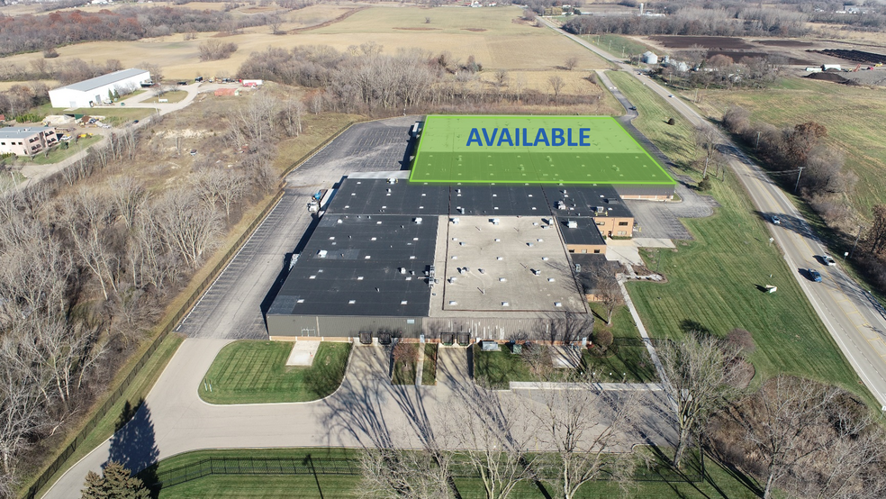 3001 N Darrell Rd, Island Lake, IL for lease - Building Photo - Image 2 of 6