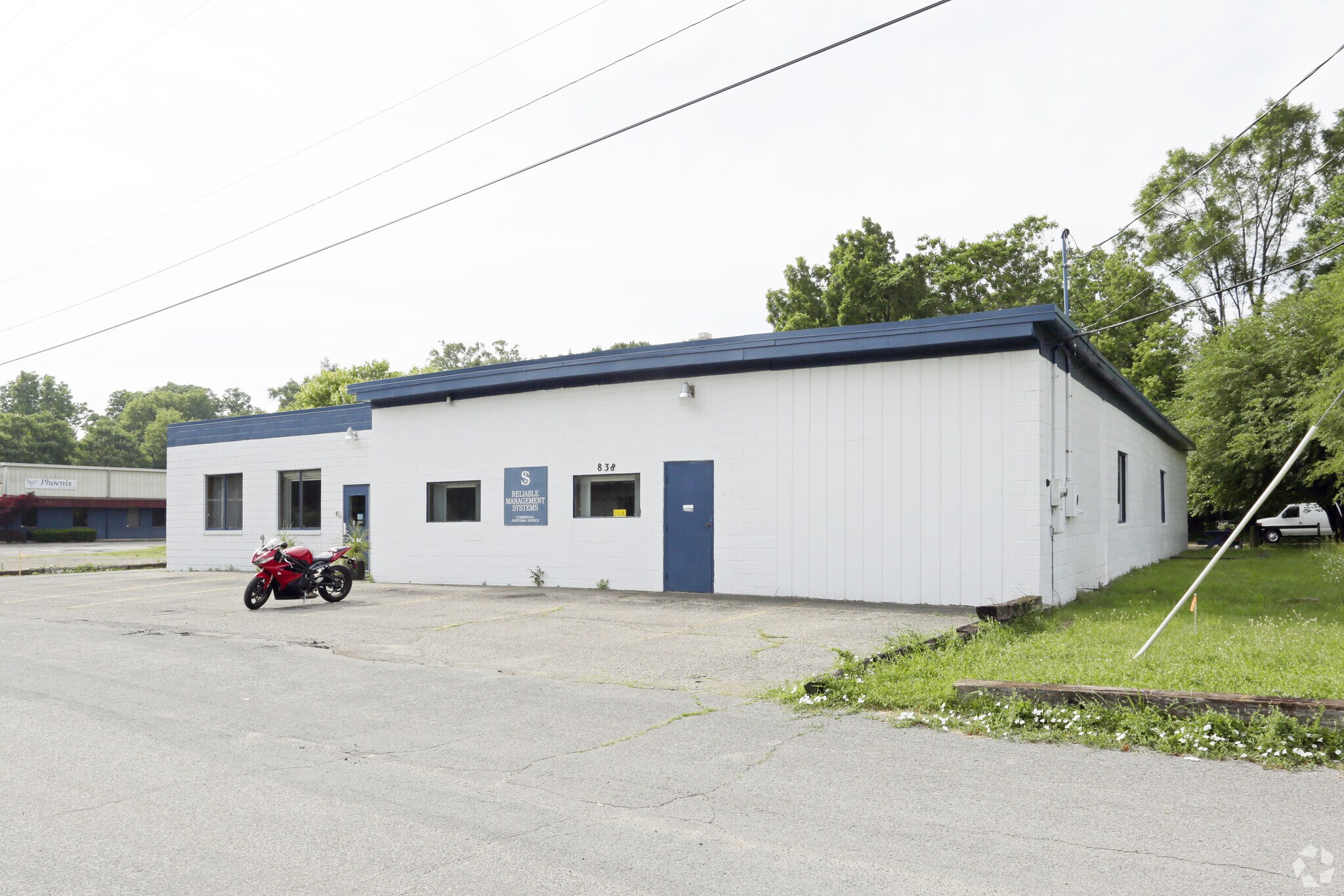 838 Boston St SE, Grand Rapids, MI for sale Primary Photo- Image 1 of 1