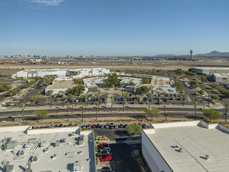 3600 E University Dr, Phoenix, AZ for lease - Building Photo - Image 3 of 6