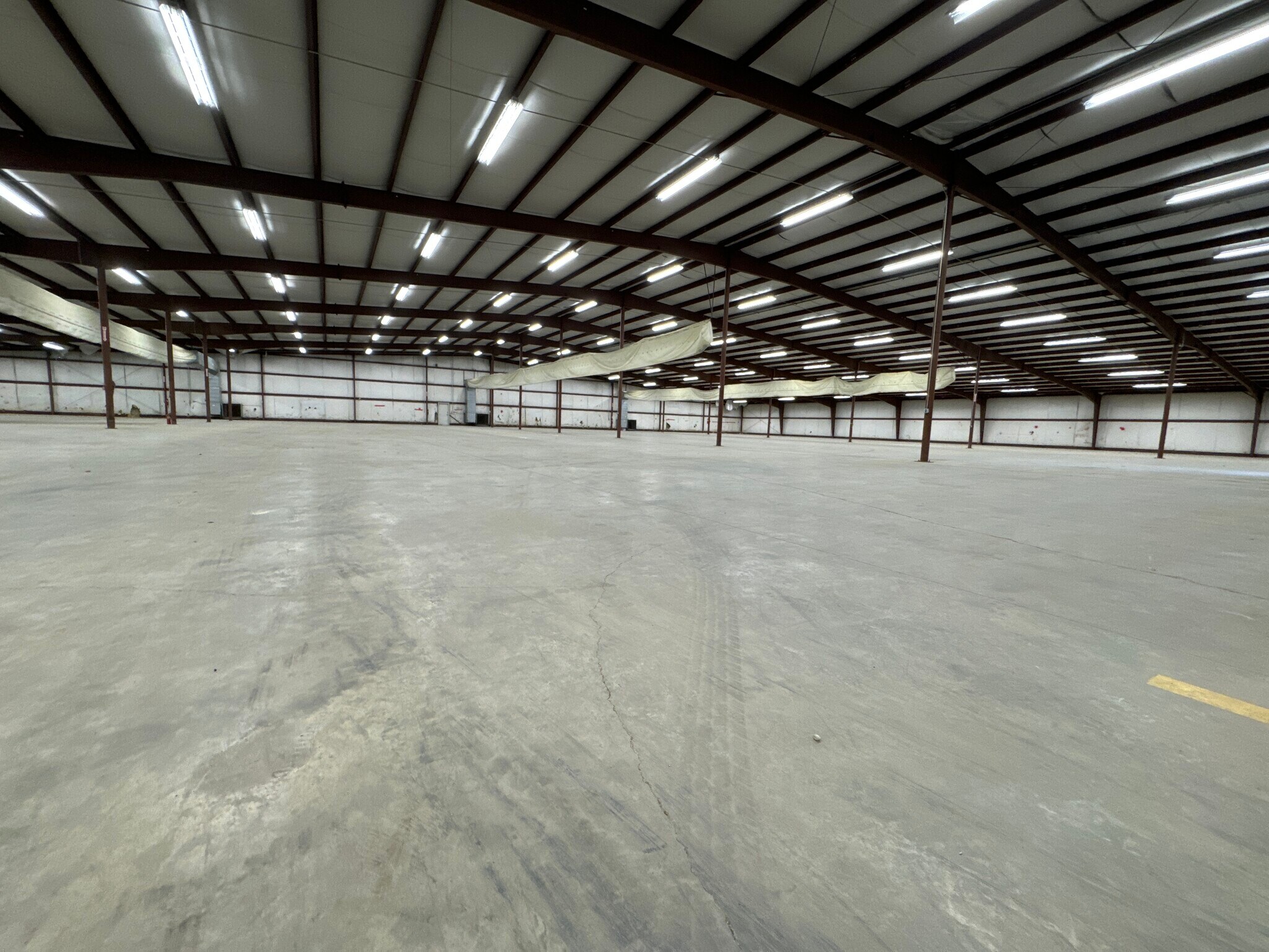 1014 Industrial Park Dr, Clinton, MS for sale Interior Photo- Image 1 of 1