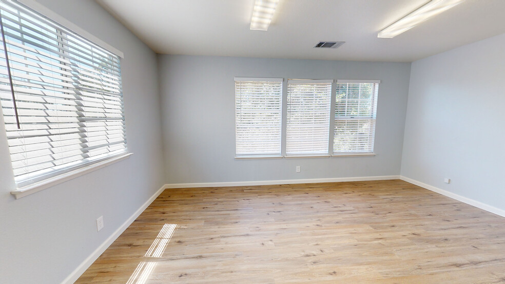 3404 Bechelli Ln, Redding, CA for lease - Interior Photo - Image 3 of 9