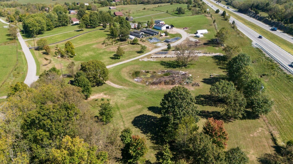 376 Cabin Creek Rd, Winchester, KY for sale - Building Photo - Image 2 of 39