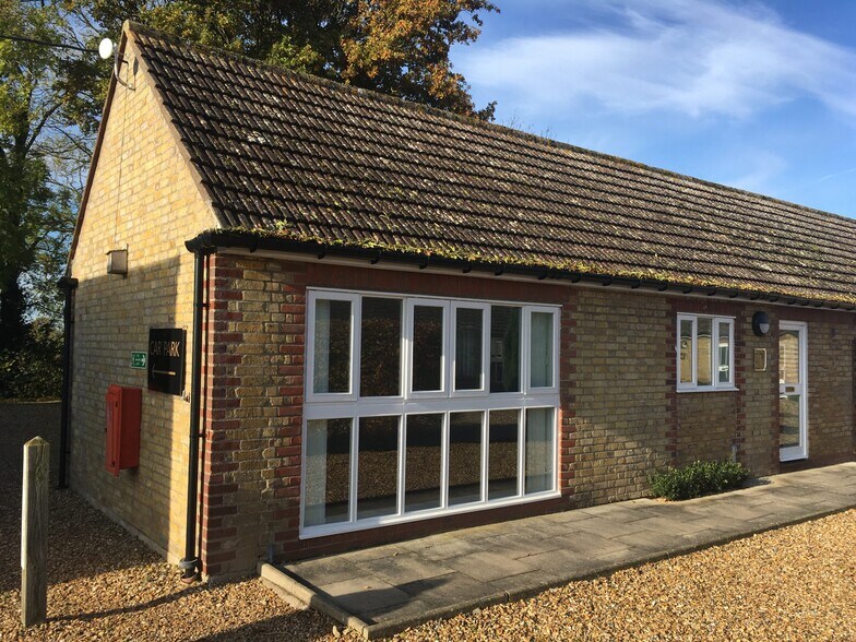 9 West St, Comberton for lease - Building Photo - Image 1 of 3