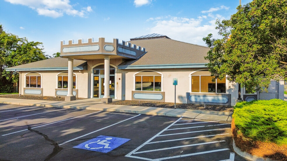 2501 N Stokesberry Pl, Meridian, ID for sale - Building Photo - Image 1 of 9