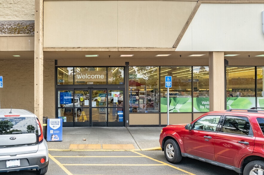 12020-12084 SW Main St, Tigard, OR for lease - Building Photo - Image 2 of 5