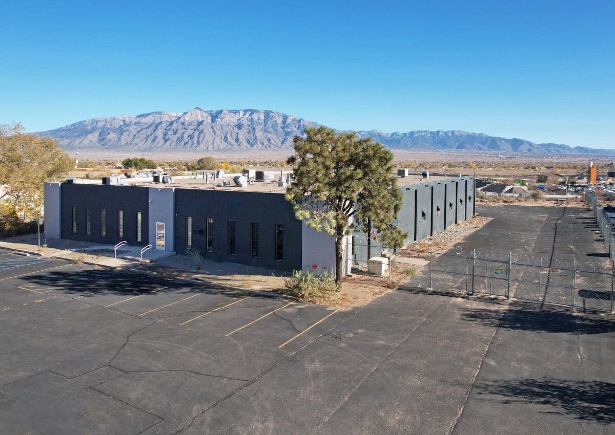 206 Frontage Rd, Rio Rancho, NM for sale Building Photo- Image 1 of 1