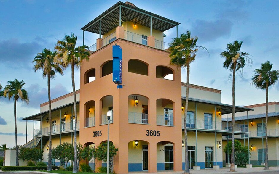 3605 Plantation Grove Blvd Mission Tx 78572 Sharyland Financial And Marketing Center Loopnet Com