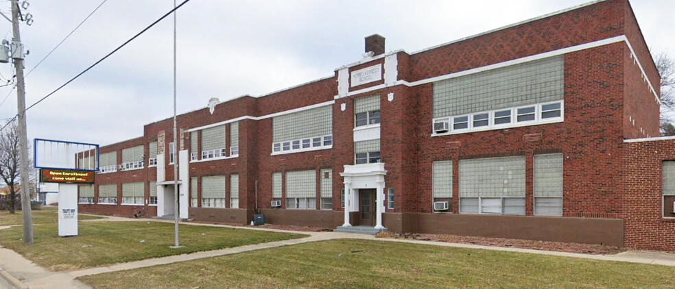 3218 11th St, Rockford, IL for sale - Building Photo - Image 1 of 2