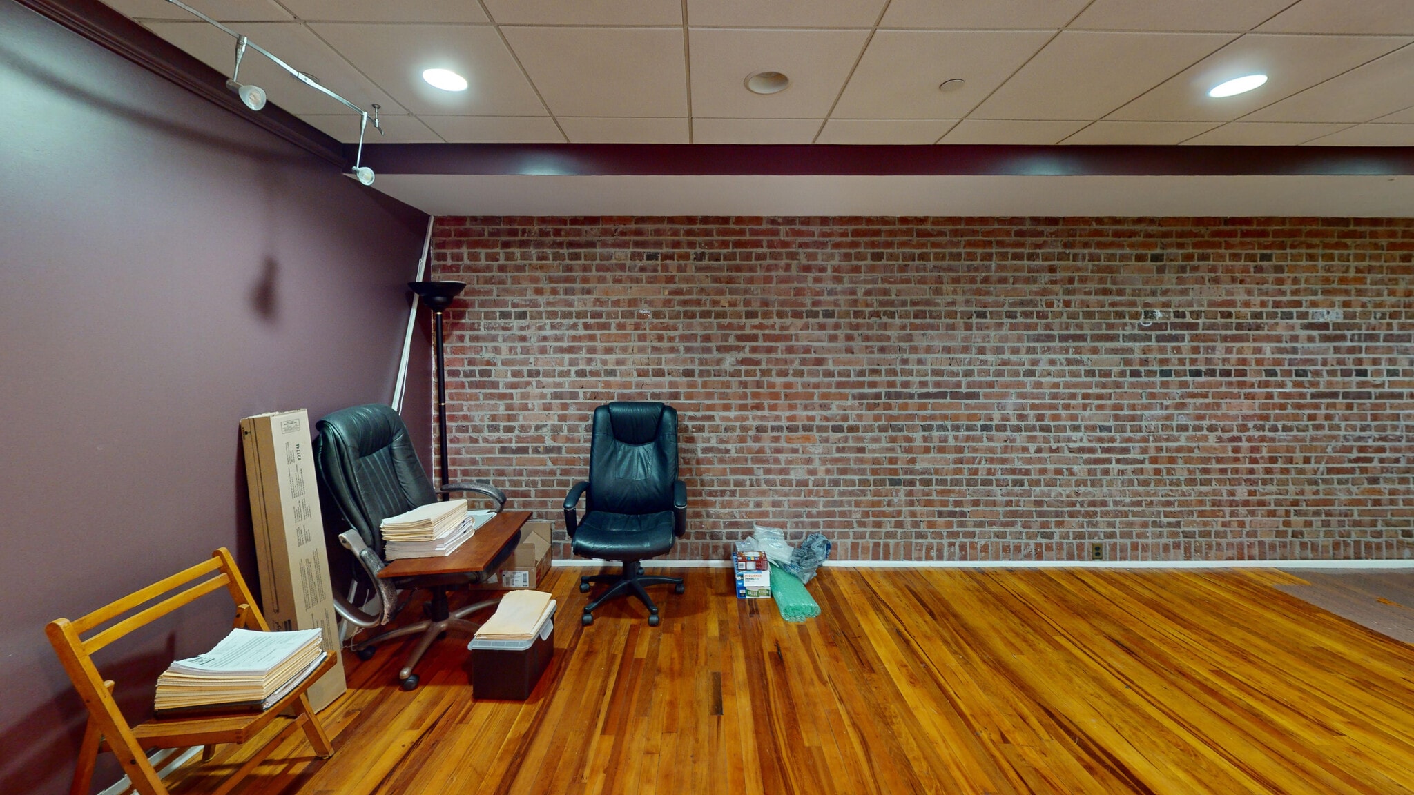 102 S Steele St, Sanford, NC for lease Interior Photo- Image 1 of 5