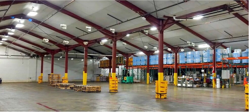 3020 W Prospect Ave, Appleton, WI for lease - Interior Photo - Image 3 of 10