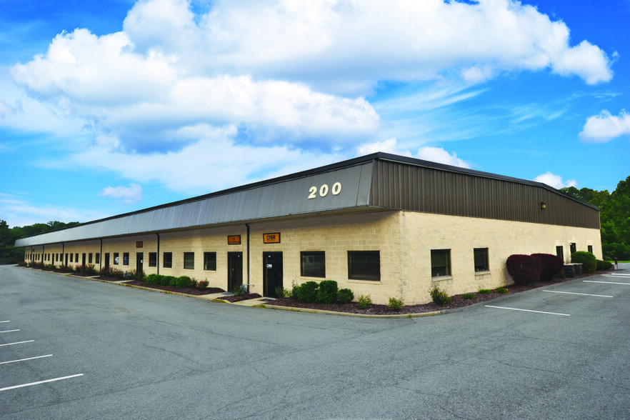 200 Bursca Dr, Bridgeville, PA for lease - Building Photo - Image 3 of 10