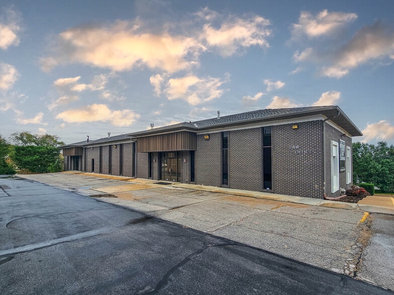 3036 70th st, Omaha, NE for sale - Building Photo - Image 3 of 12