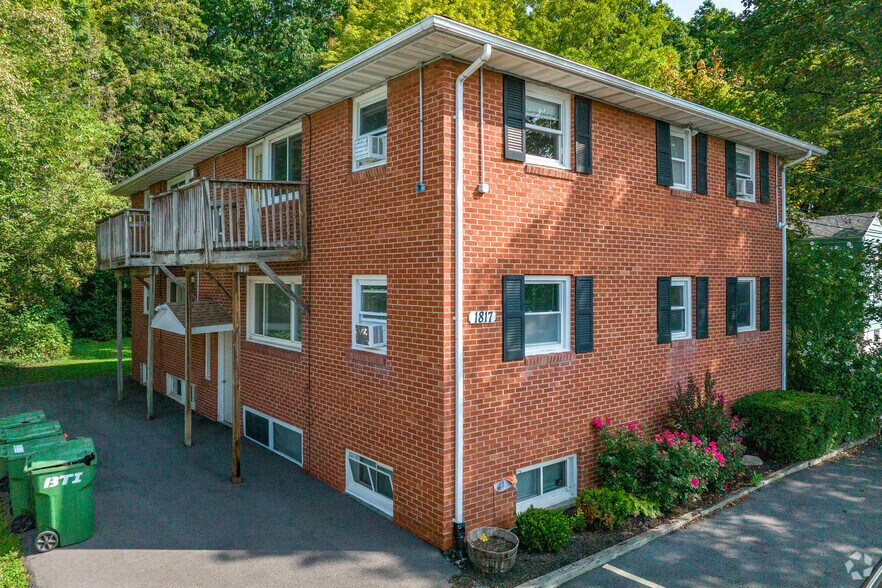 1817 Burnet Ave, Syracuse, NY for sale - Primary Photo - Image 1 of 1