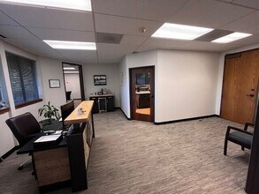 3620 Happy Valley Rd, Lafayette, CA for lease Interior Photo- Image 2 of 8