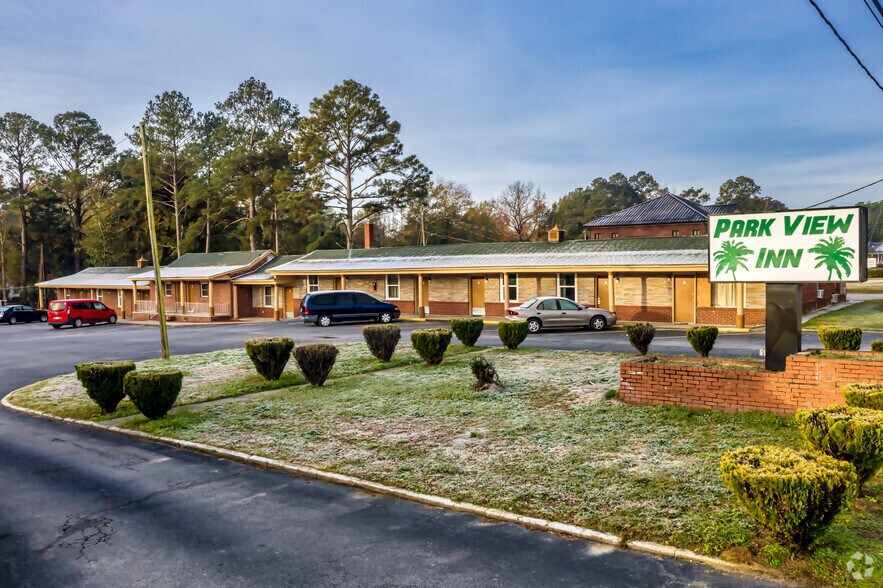 1039 W DeKalb St, Camden, SC for sale - Primary Photo - Image 1 of 1