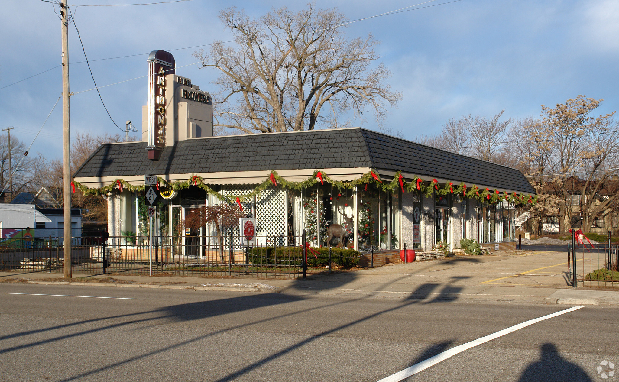 402 W Court St, Flint, MI for sale Primary Photo- Image 1 of 1