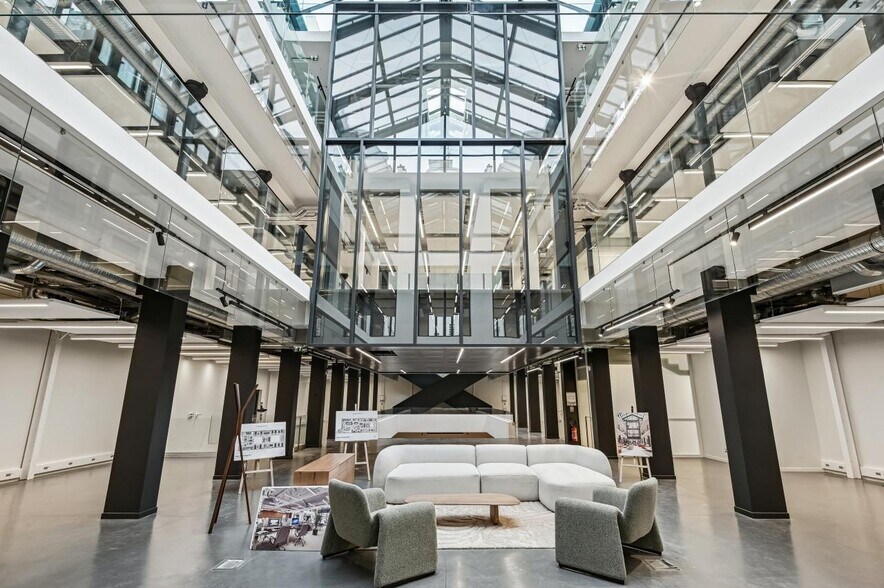 Office in Paris for lease - Interior Photo - Image 3 of 19