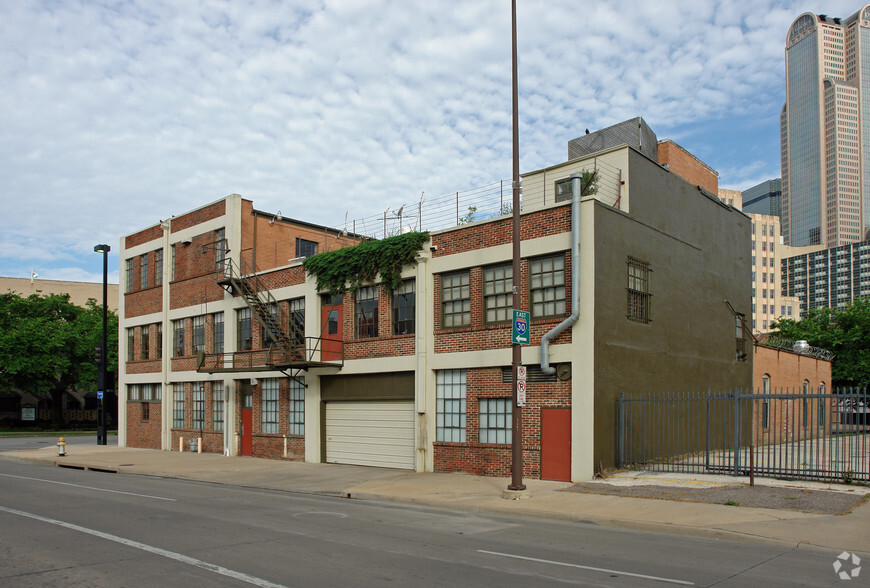 412 S Harwood St, Dallas, TX for sale - Building Photo - Image 2 of 4