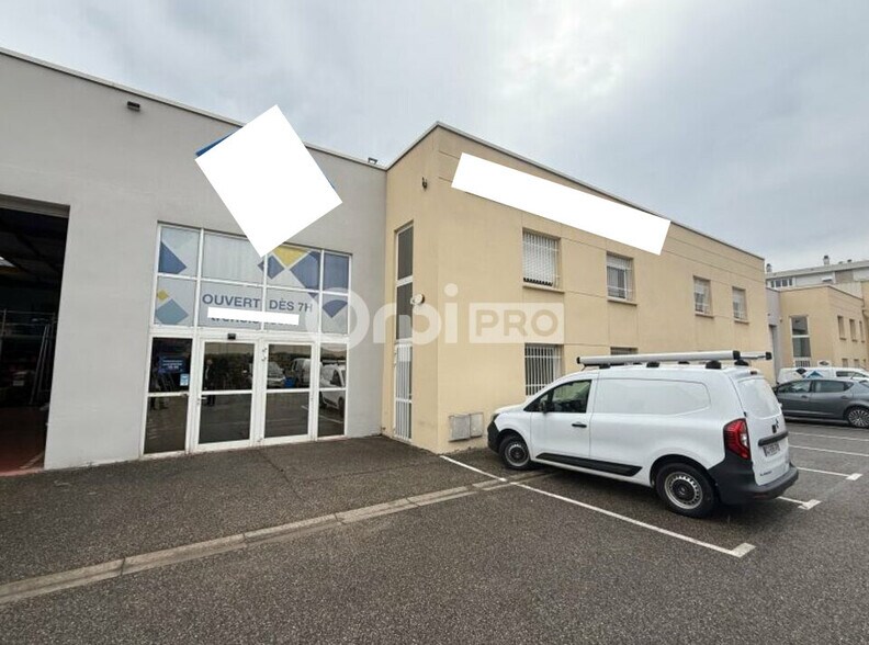153 Rue Marcel Mérieux, Lyon for lease - Building Photo - Image 1 of 12