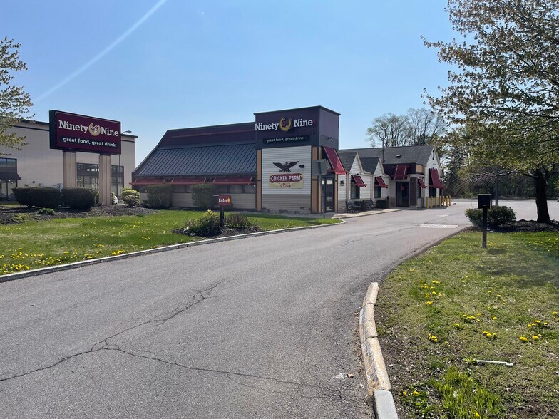 107 Wolf Rd, Albany, NY for sale - Building Photo - Image 1 of 1