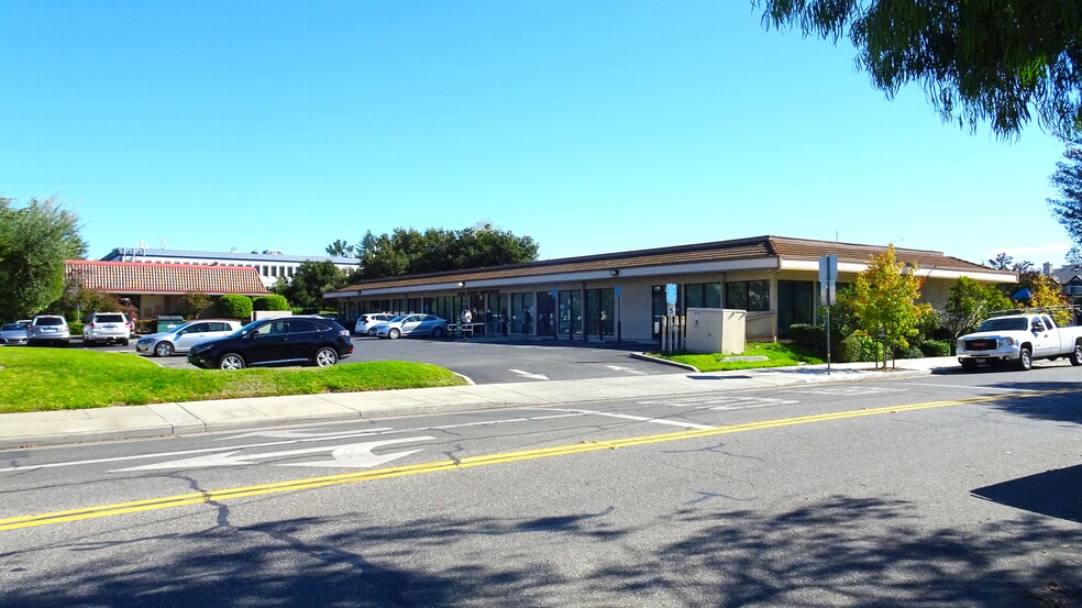 770 W Hamilton Ave, Campbell, CA for lease - Building Photo - Image 1 of 1