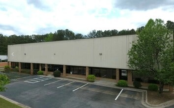 9330 Industrial Ter, Alpharetta, GA for lease Building Photo- Image 2 of 3
