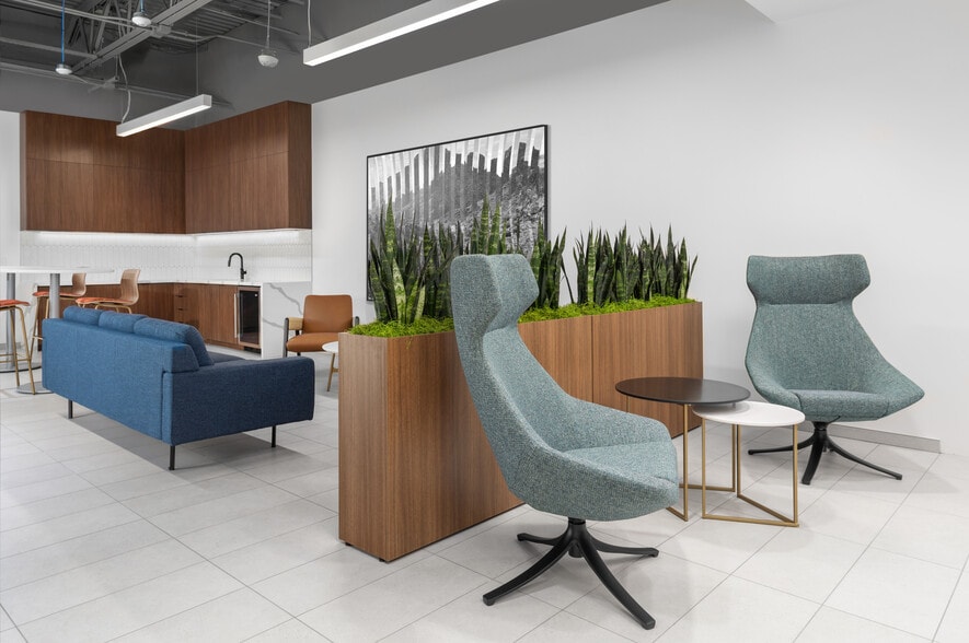 1130 N Alma School Rd, Mesa, AZ for lease - Building Photo - Image 3 of 30