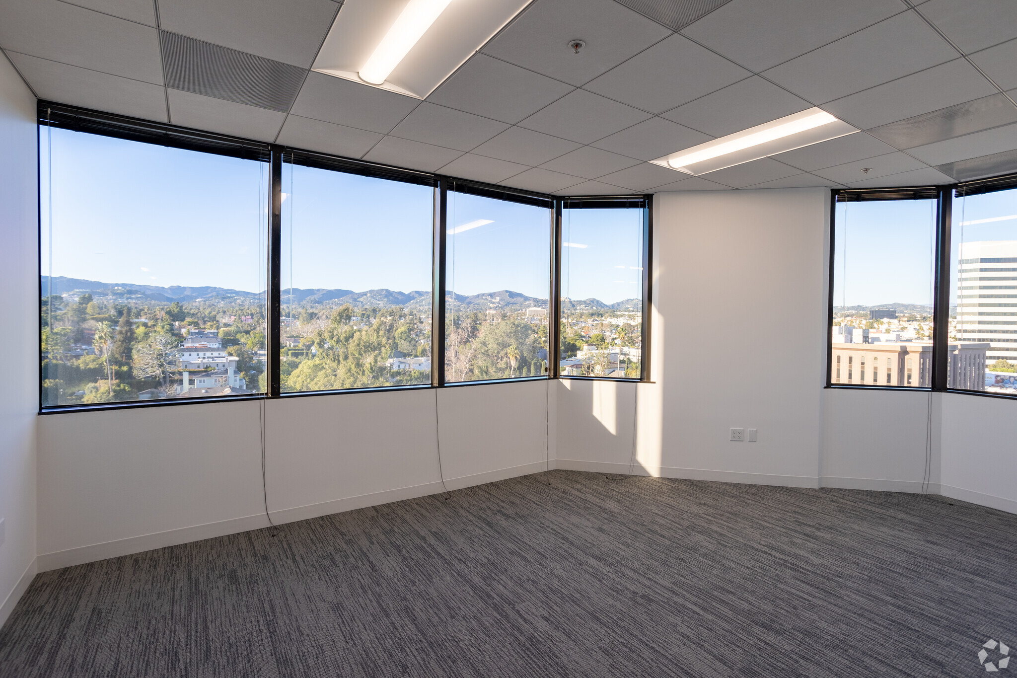 12424 Wilshire Blvd, Los Angeles, CA 90025 - Gateway Los Angeles | LoopNet - 12424 Wilshire Blvd Los Angeles Ca 90025
