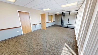 1355-1505 W King St, Decatur, IL for lease Interior Photo- Image 2 of 15