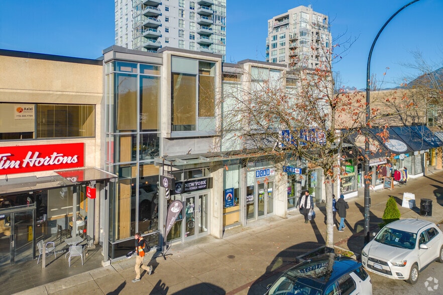 15251527 Lonsdale Ave, North Vancouver, BC V7M 2J3