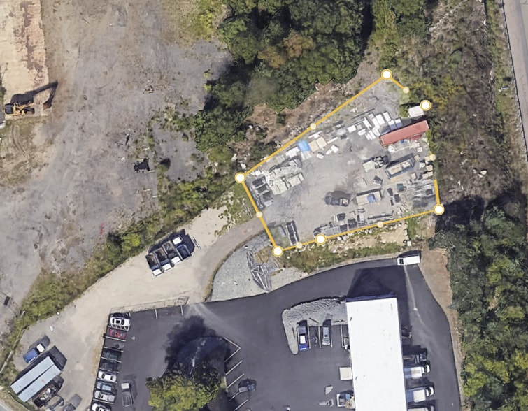 187 Page St, Stoughton, MA for lease - Building Photo - Image 2 of 5