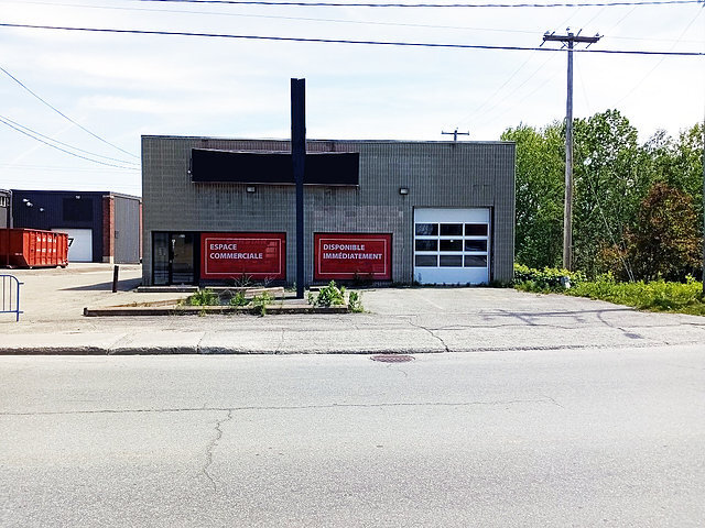 372 Rue Wellington S, Sherbrooke, QC for sale - Aerial - Image 2 of 5