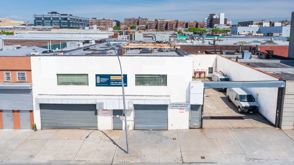 4315 36th St, Long Island City, NY for lease - Building Photo - Image 1 of 16