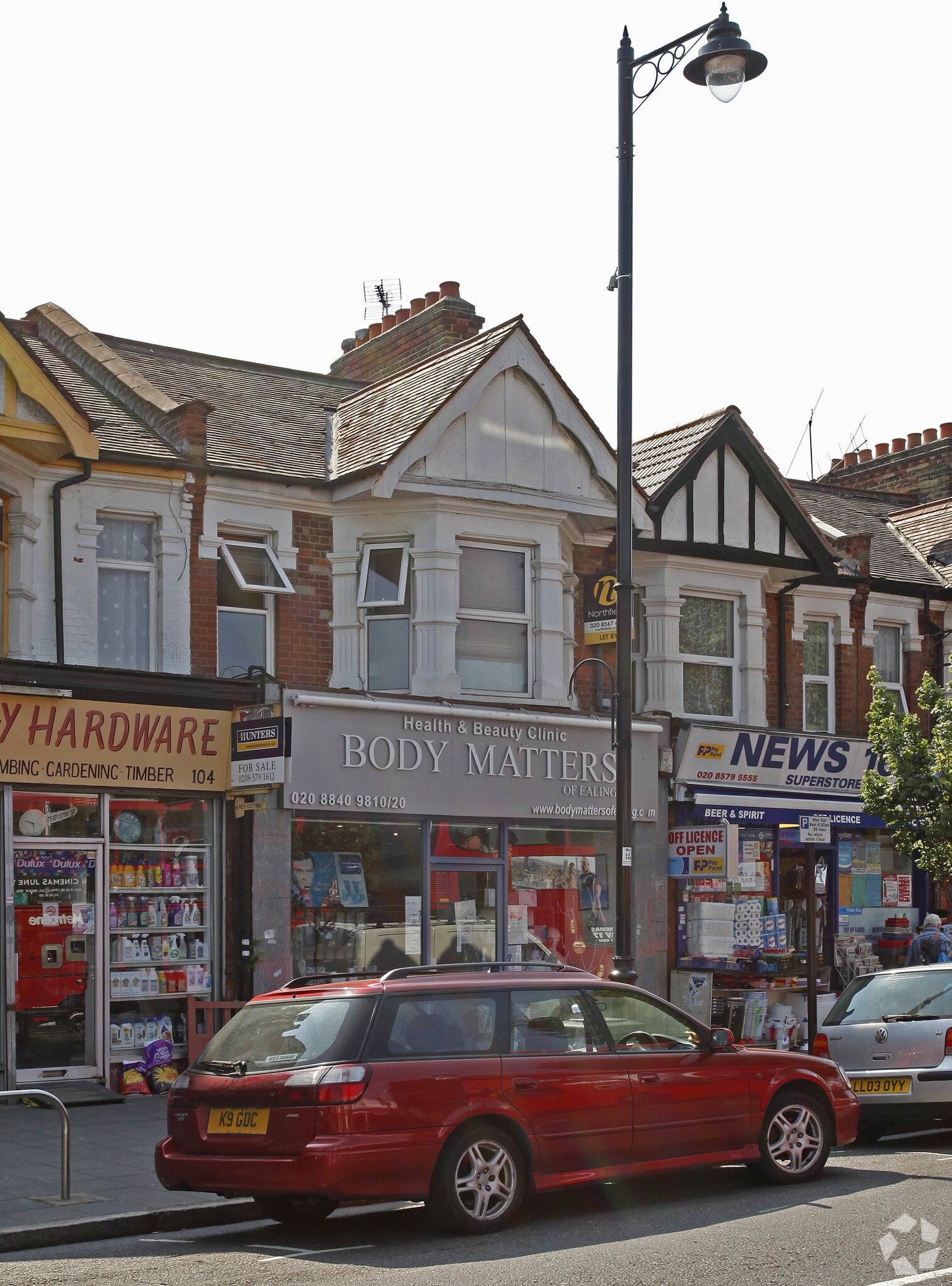 102 Northfield Ave, London for sale Primary Photo- Image 1 of 1