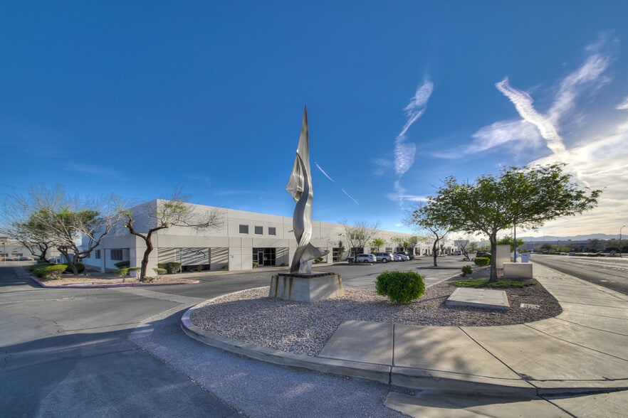 980 American Pacific Dr, Henderson, NV for lease - Building Photo - Image 1 of 9