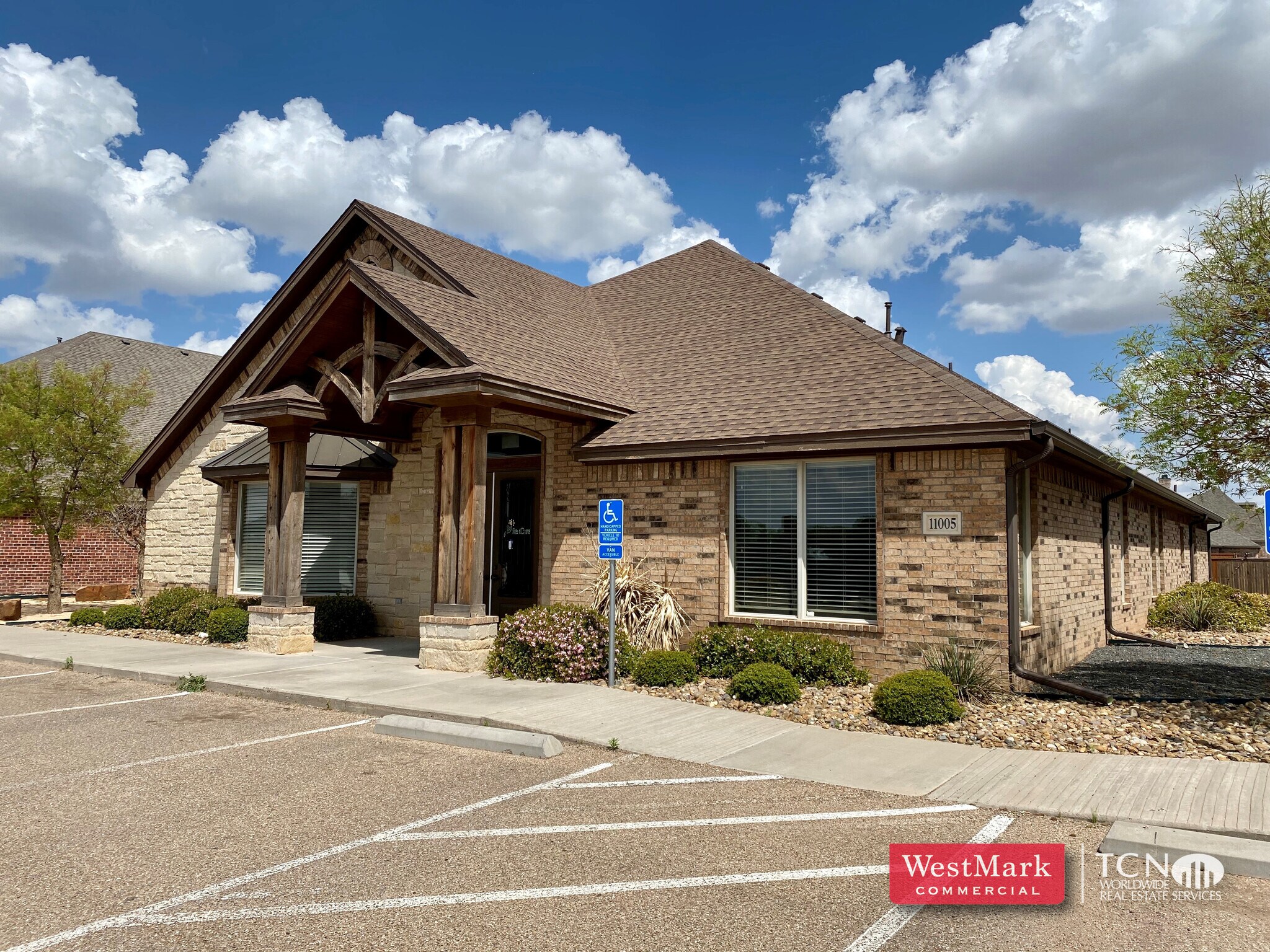 11005 Quaker Ave, Lubbock, TX for sale Building Photo- Image 1 of 1
