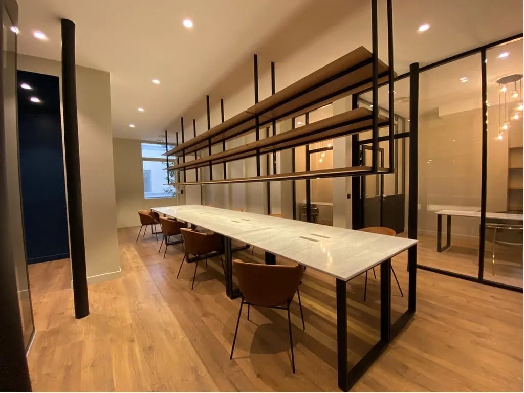 Office in Paris for lease Building Photo- Image 1 of 9