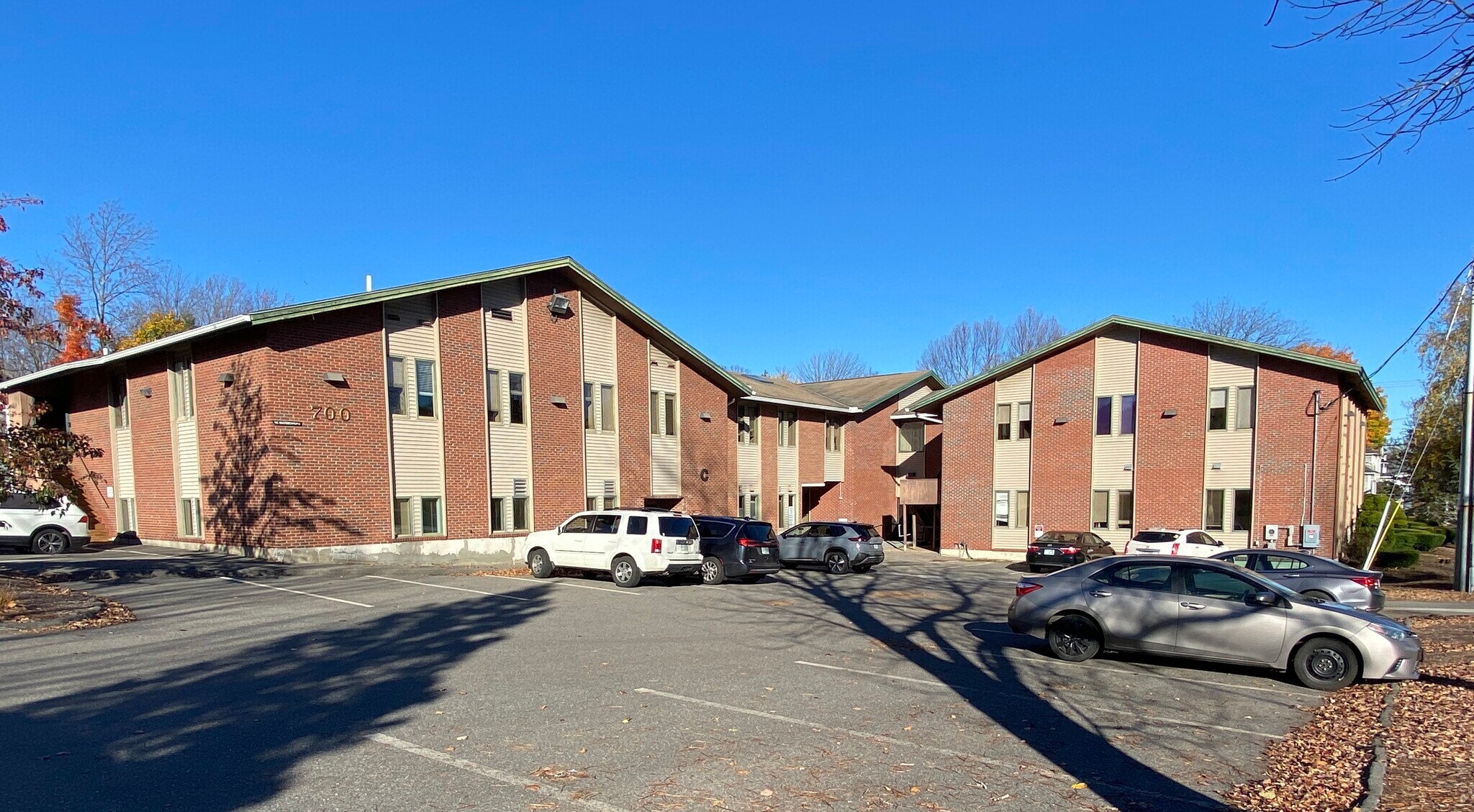 700 Lake Ave, Manchester, NH for sale Building Photo- Image 1 of 1