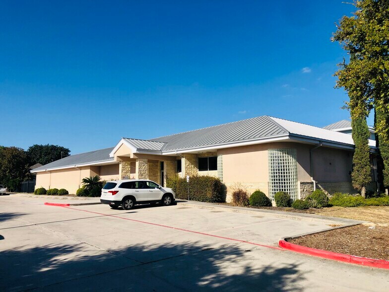 710 Landa St New Braunfels Tx 78130 Office For Sale Loopnet Com