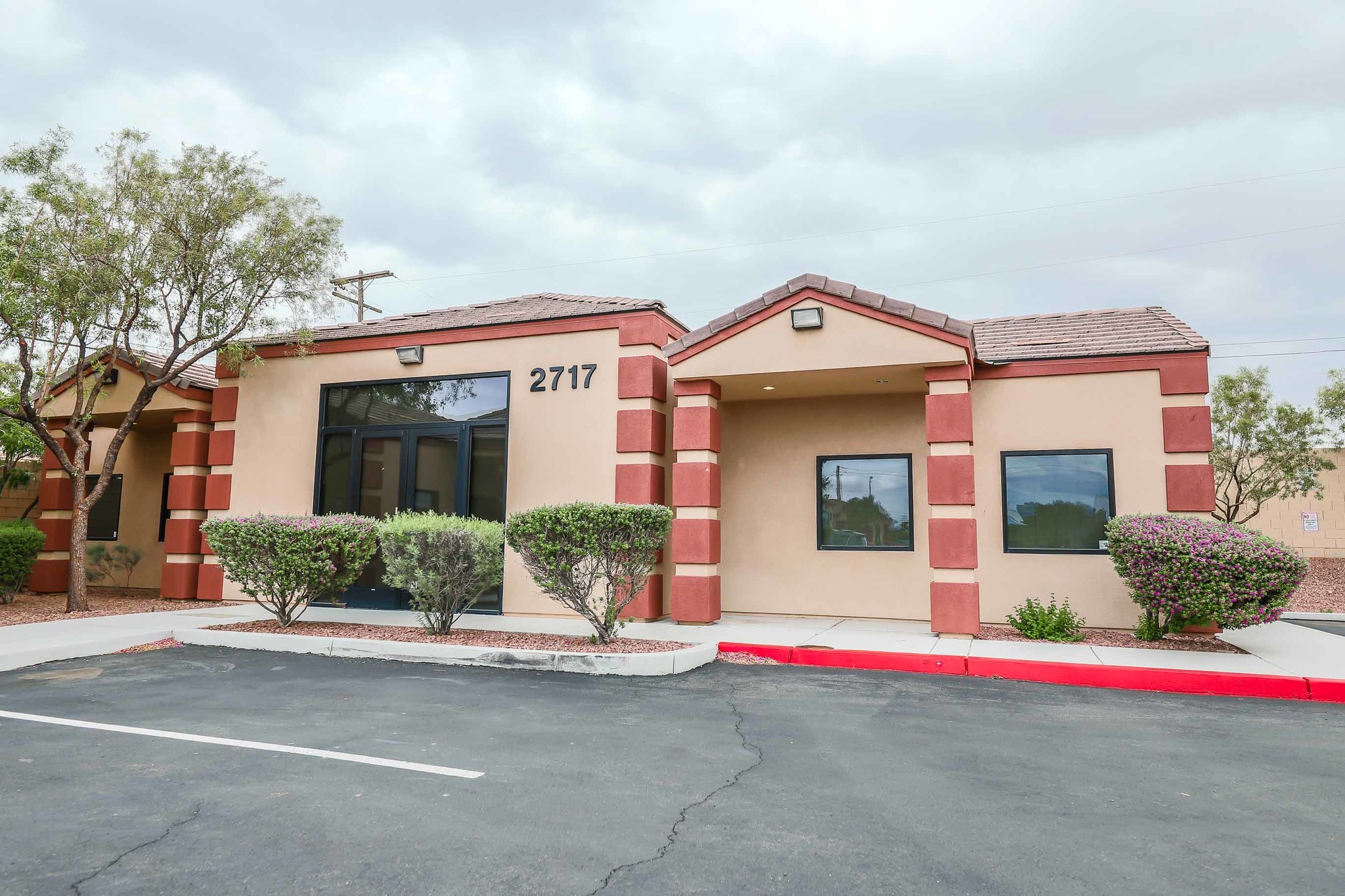 2717 E Russell Rd, Las Vegas, NV for sale Building Photo- Image 1 of 1