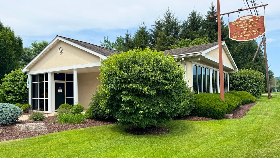 4666 PA 309, Center Valley, PA for sale - Primary Photo - Image 1 of 7