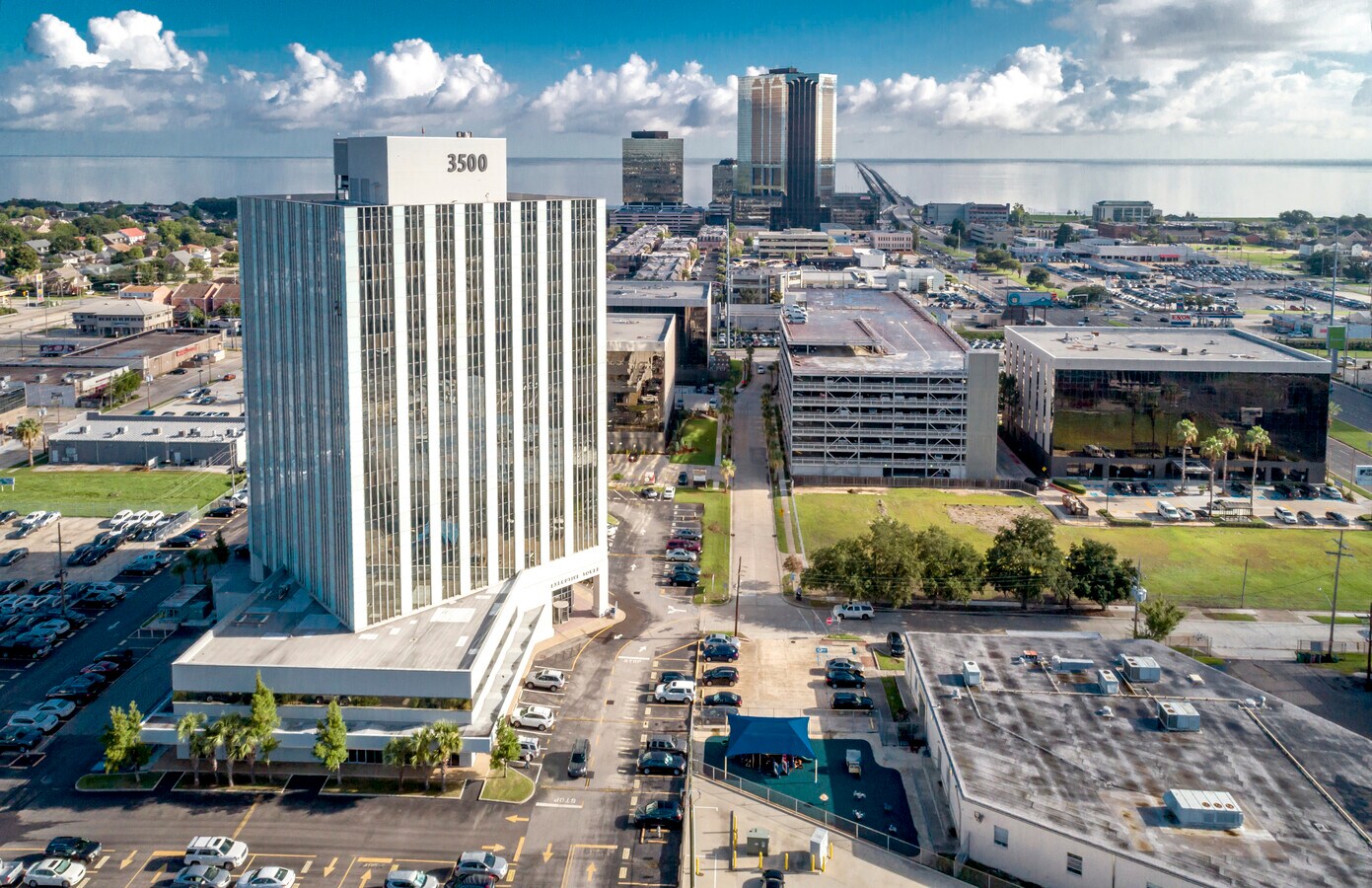 3500 N Causeway Blvd, Metairie, LA 70002 Executive Tower
