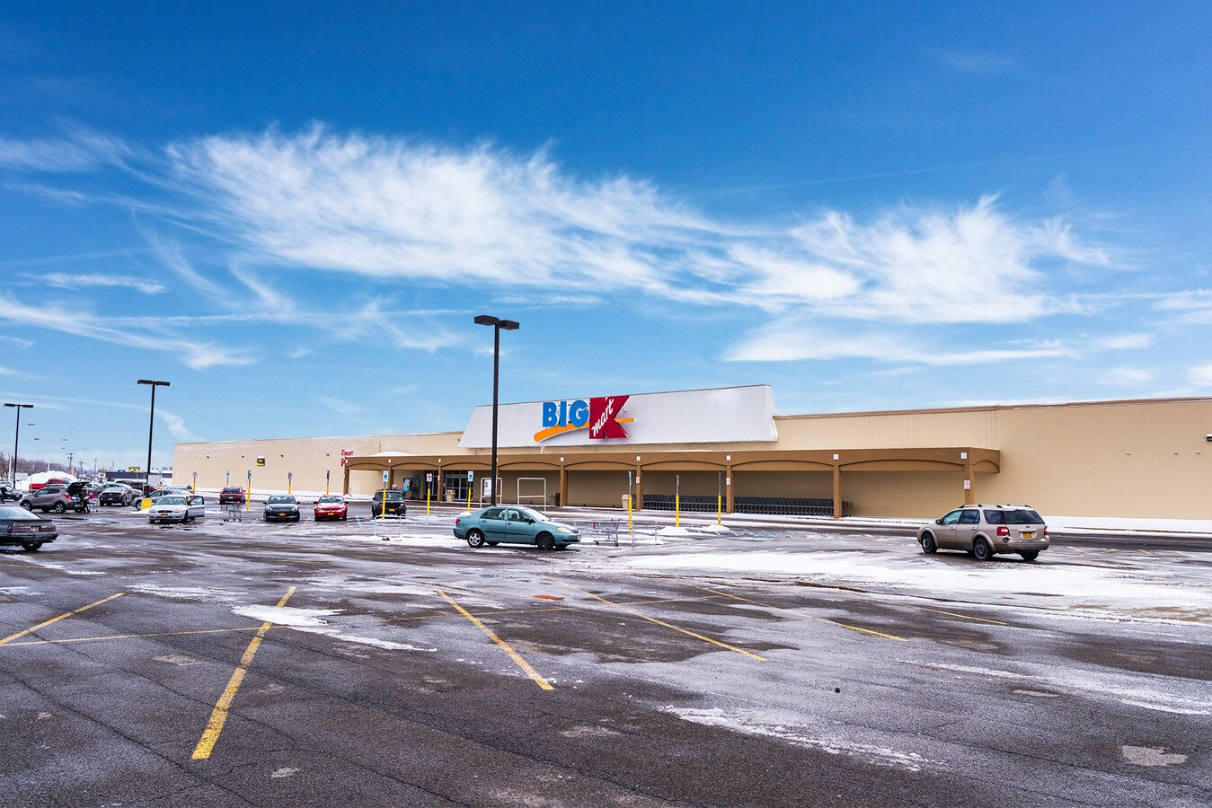 2590 Military Rd, Niagara Falls, NY 14304